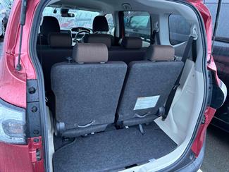 2015 Toyota Sienta - Thumbnail