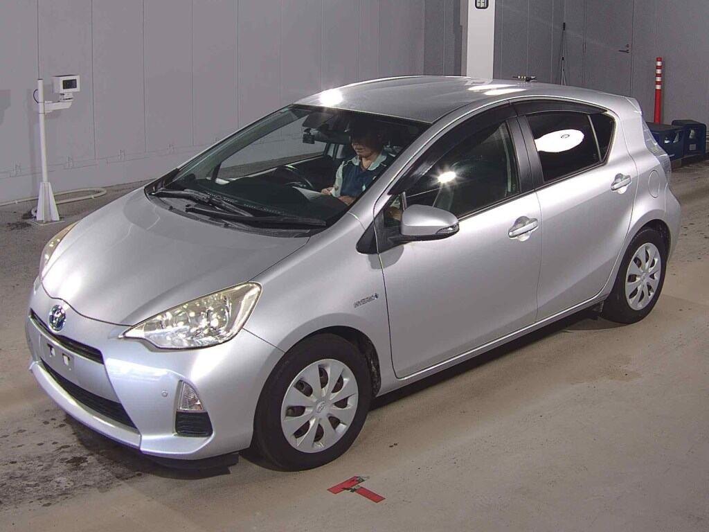 2013 Toyota Aqua