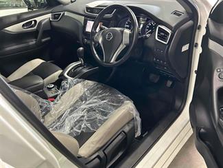 2016 Nissan X-Trail - Thumbnail