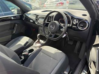 2014 Volkswagen Beetle - Thumbnail