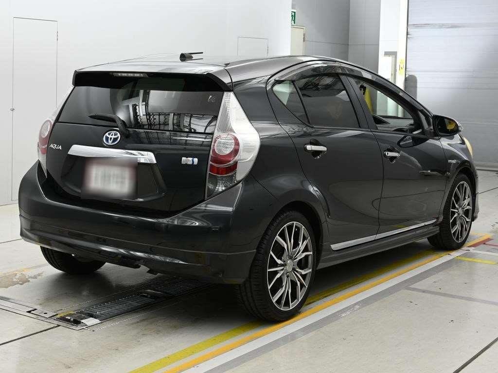 2013 Toyota Aqua
