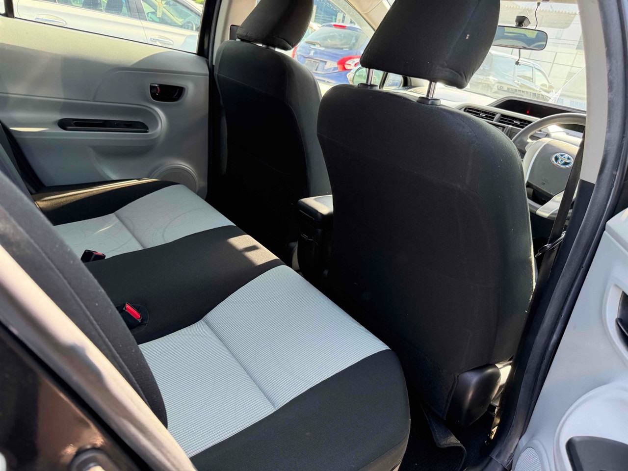 2013 Toyota Aqua
