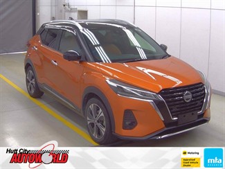 2021 Nissan Kicks - Thumbnail