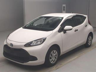 2022 Toyota Aqua - Thumbnail