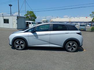 2024 BYD Dolphin - Thumbnail