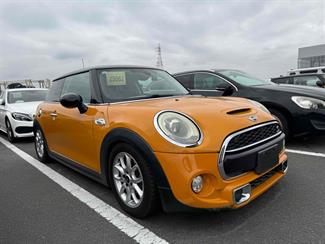 2015 Mini Cooper - Thumbnail