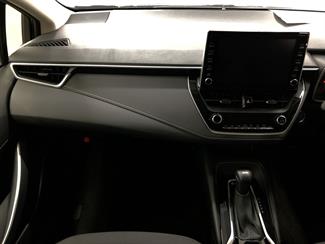 2020 Toyota COROLLA - Thumbnail