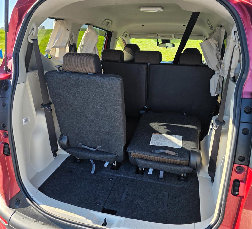 2016 Toyota Sienta