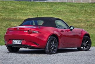2015 Mazda MX-5 - Thumbnail
