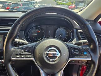 2020 Nissan X-Trail - Thumbnail