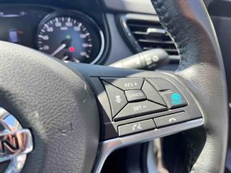 2017 Nissan X-Trail - Thumbnail