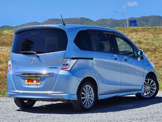 2012 Honda Freed - Thumbnail