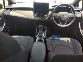 2018 Toyota Corolla - Thumbnail