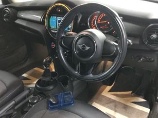 2016 Mini Cooper - Thumbnail