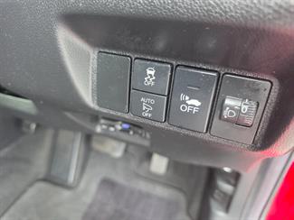 2015 Honda Shuttle - Thumbnail