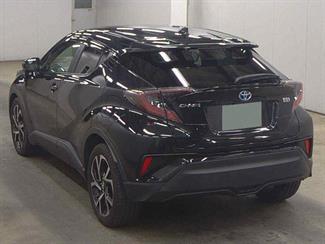 2017 Toyota C-HR - Thumbnail