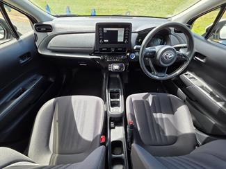 2022 Toyota Aqua - Thumbnail