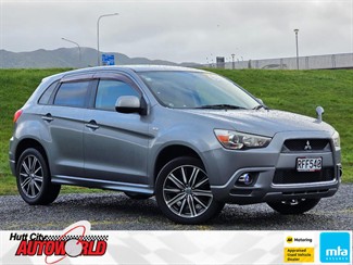 2011 Mitsubishi RVR - Thumbnail