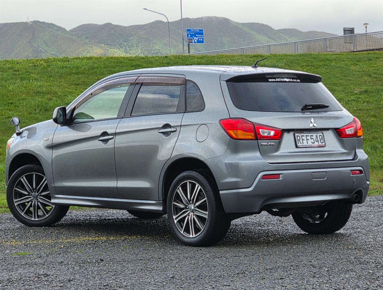 2011 Mitsubishi RVR