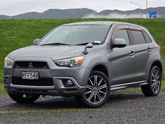 2011 Mitsubishi RVR - Thumbnail