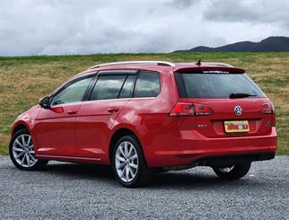 2014 Volkswagen Golf - Thumbnail