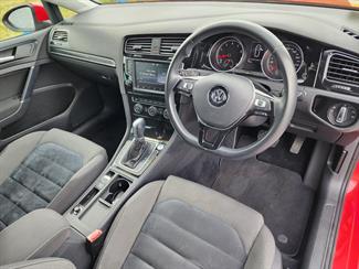 2014 Volkswagen Golf - Thumbnail