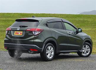 2014 Honda Vezel - Thumbnail