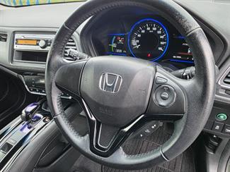 2014 Honda Vezel - Thumbnail