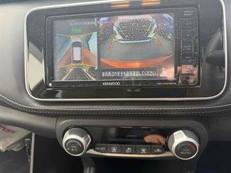 2020 Nissan Kicks - Thumbnail