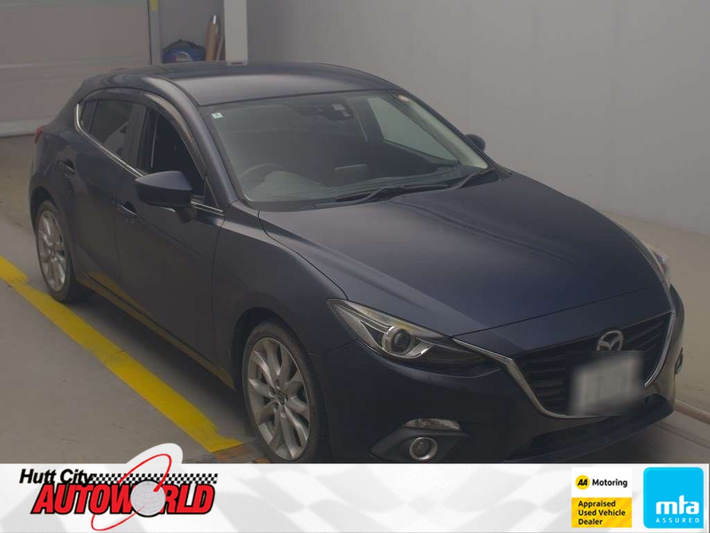 2014 Mazda Axela