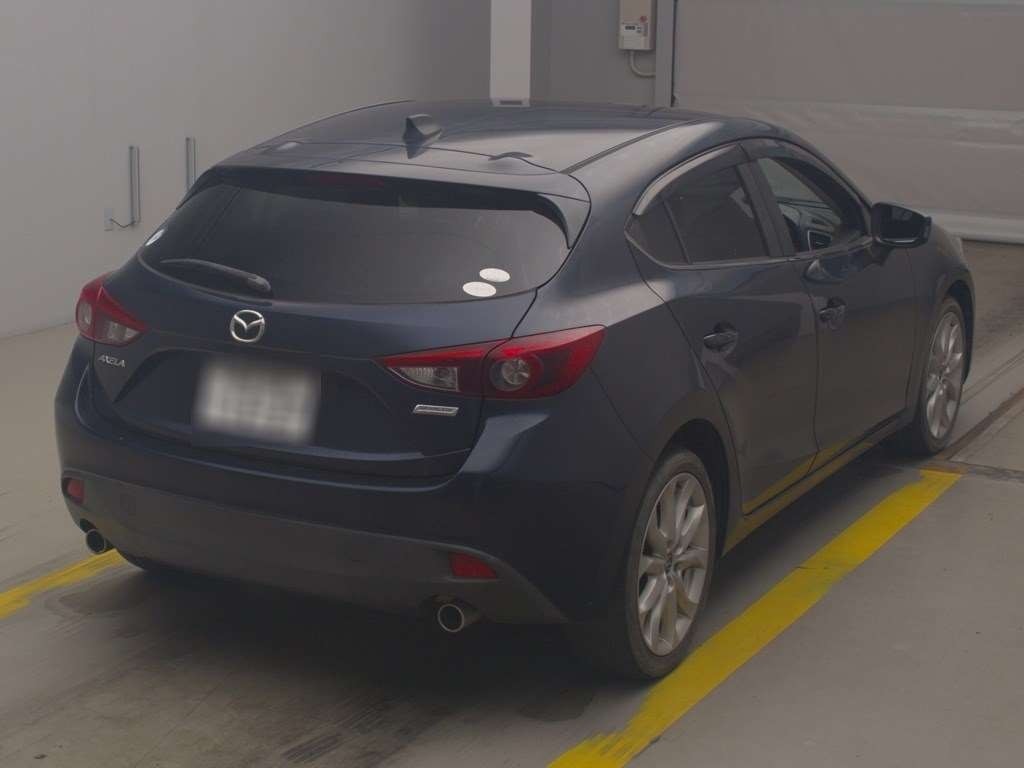 2014 Mazda Axela