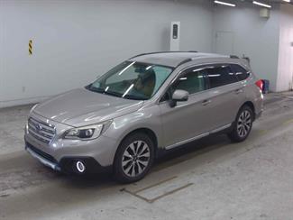 2015 Subaru Outback - Thumbnail