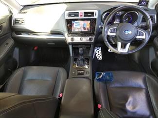 2015 Subaru Outback - Thumbnail