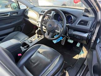 2015 Subaru Outback - Thumbnail