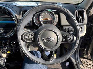 2017 Mini Countryman - Thumbnail