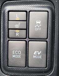 2015 Toyota Aqua - Thumbnail