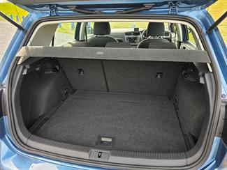 2013 Volkswagen Golf - Thumbnail