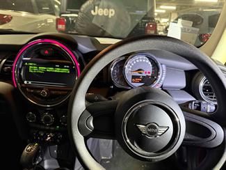 2017 Mini Cooper - Thumbnail