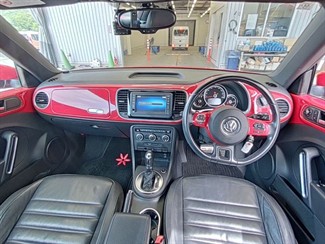 2013 Volkswagen Beetle - Thumbnail