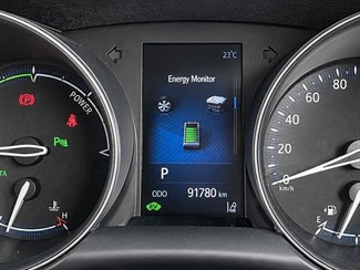 2017 Toyota C-HR - Thumbnail