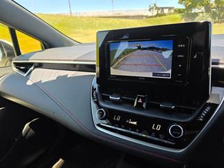 2018 Toyota Corolla - Thumbnail