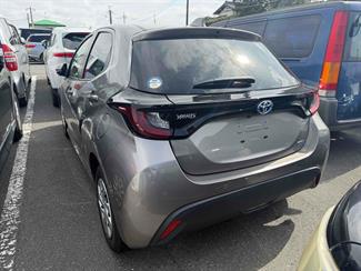 2021 Toyota Yaris - Thumbnail