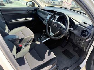 2016 Toyota Corolla - Thumbnail