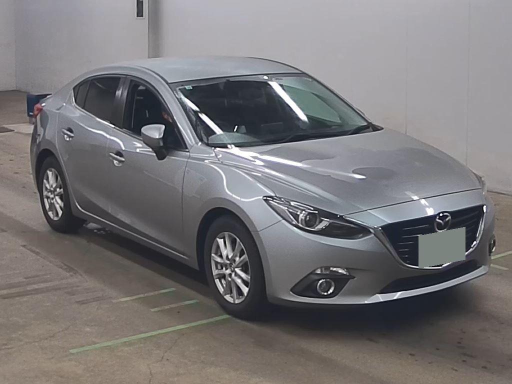 2013 Mazda Axela