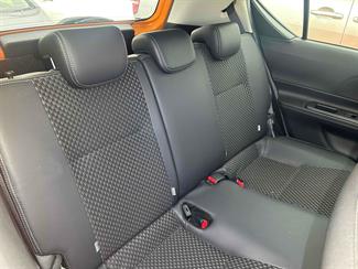 2017 Toyota Aqua - Thumbnail