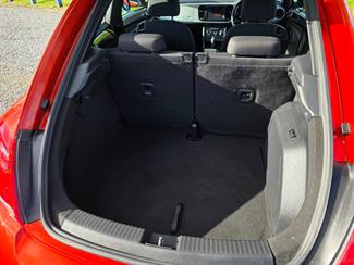 2016 Volkswagen Beetle - Thumbnail