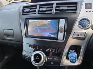2012 Toyota Prius - Thumbnail