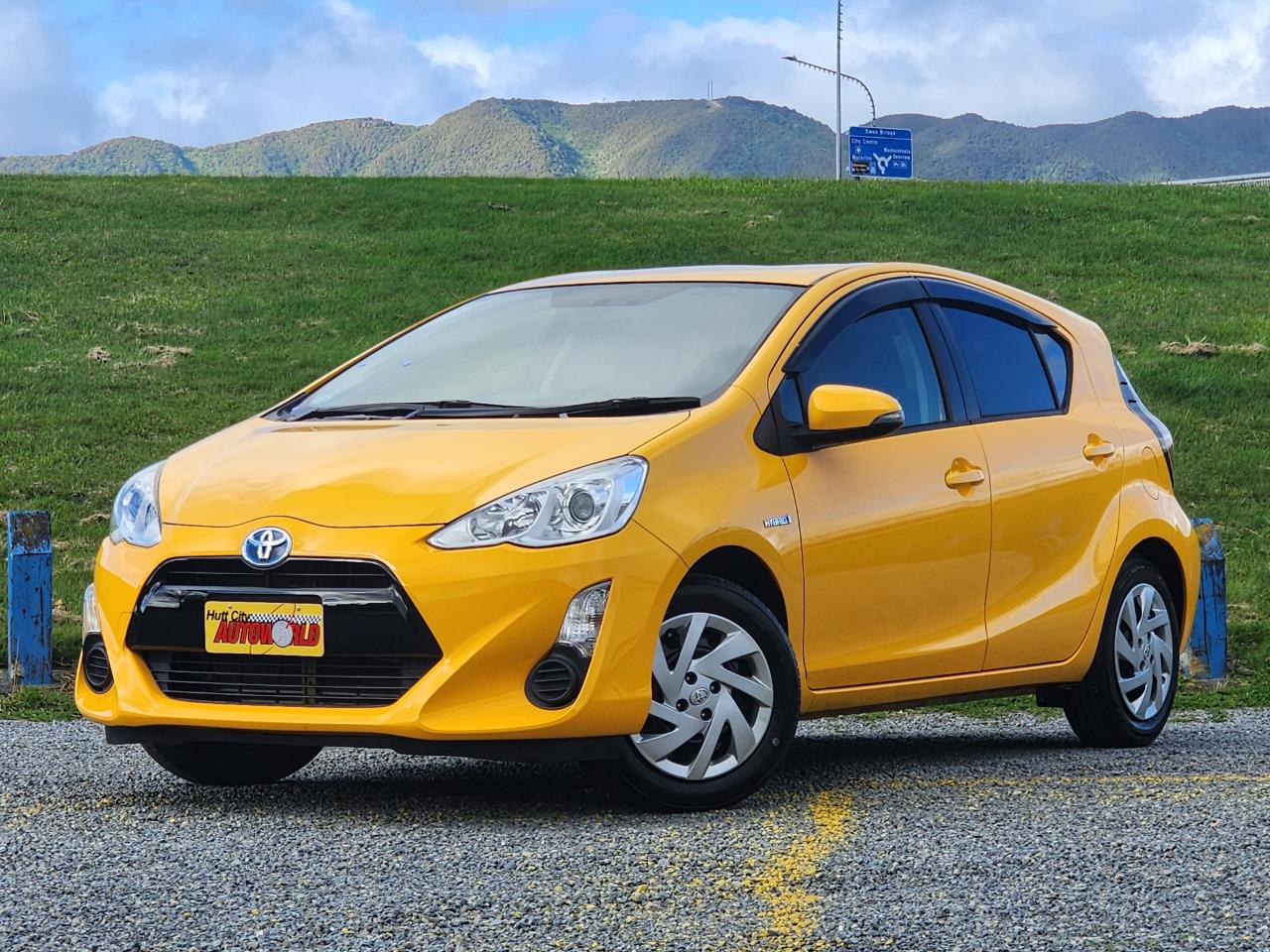 2015 Toyota Aqua