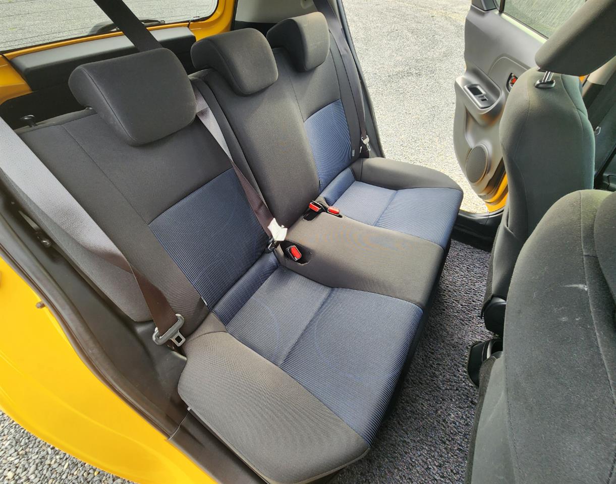 2015 Toyota Aqua