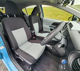 2012 Toyota Aqua - Thumbnail
